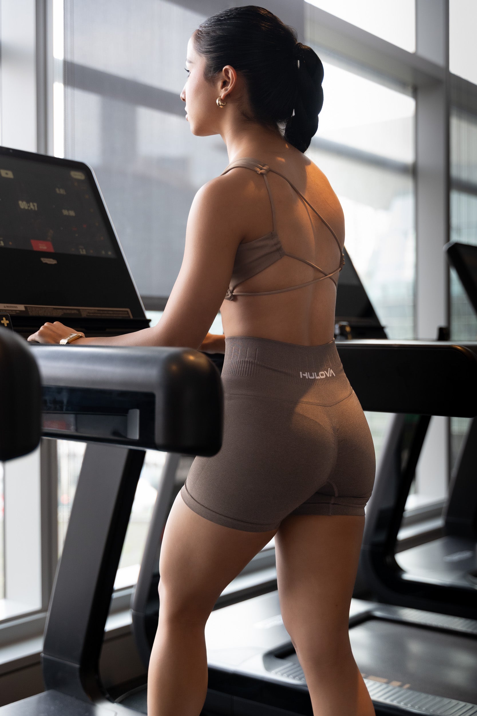 HULOVA SCULPT Shorts